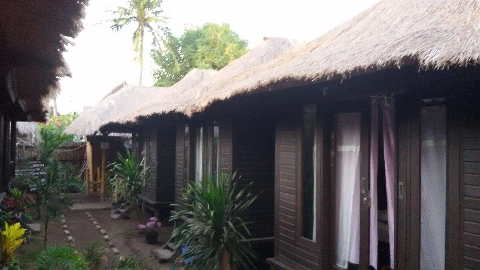Mosaix Gili Bungalows Gili Trawangan Exteriör bild